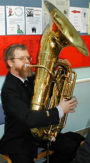 Klaus & tuba